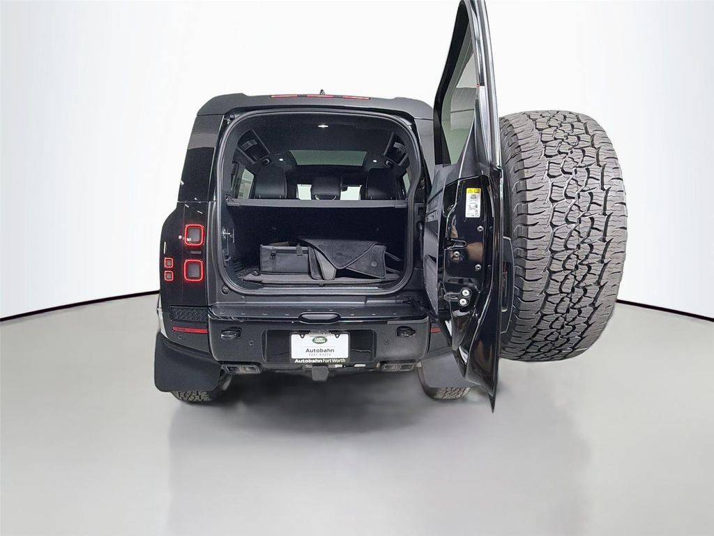 2026 LAND Rover DEFENDER 110 V8 thumbnail 25