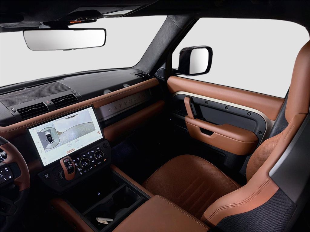 2026 LAND Rover DEFENDER 110 V8 — миниатюра 23