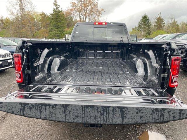 صورة مصغرة 13 لـ 2026 RAM 2500 TRADESMAN