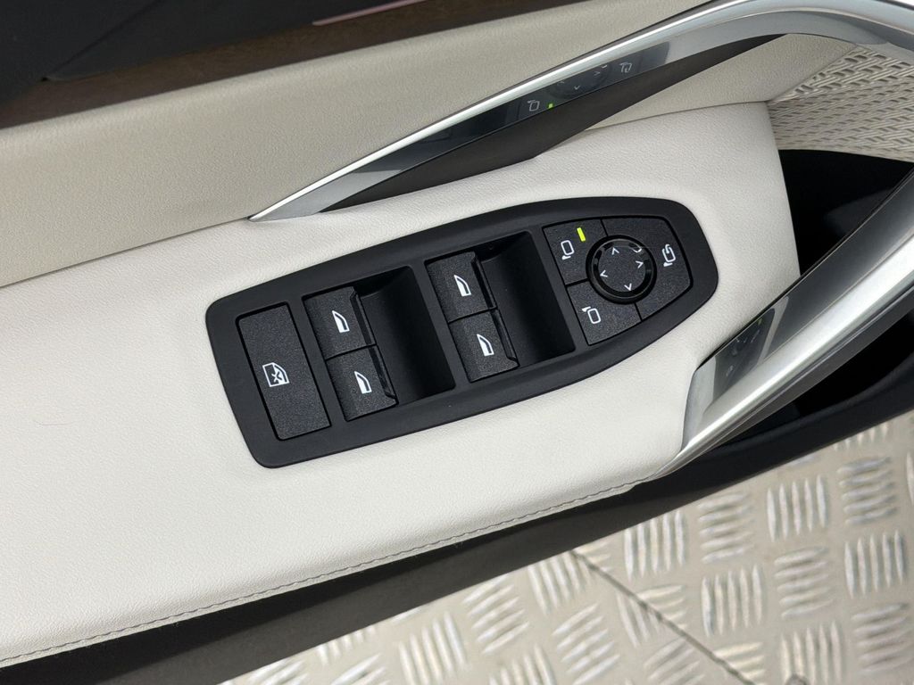 2026 BMW X1 XDRIVE28I — миниатюра 24