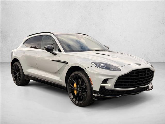2026 Aston Martin DBX 707 照片 9