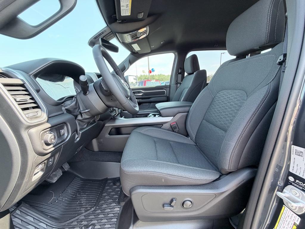 2026 RAM 1500 BIG HORN 缩略图 21