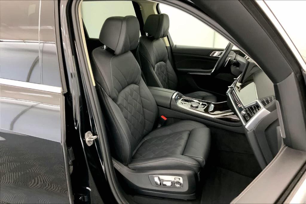 2024 BMW X7 XDRIVE40I — миниатюра 13