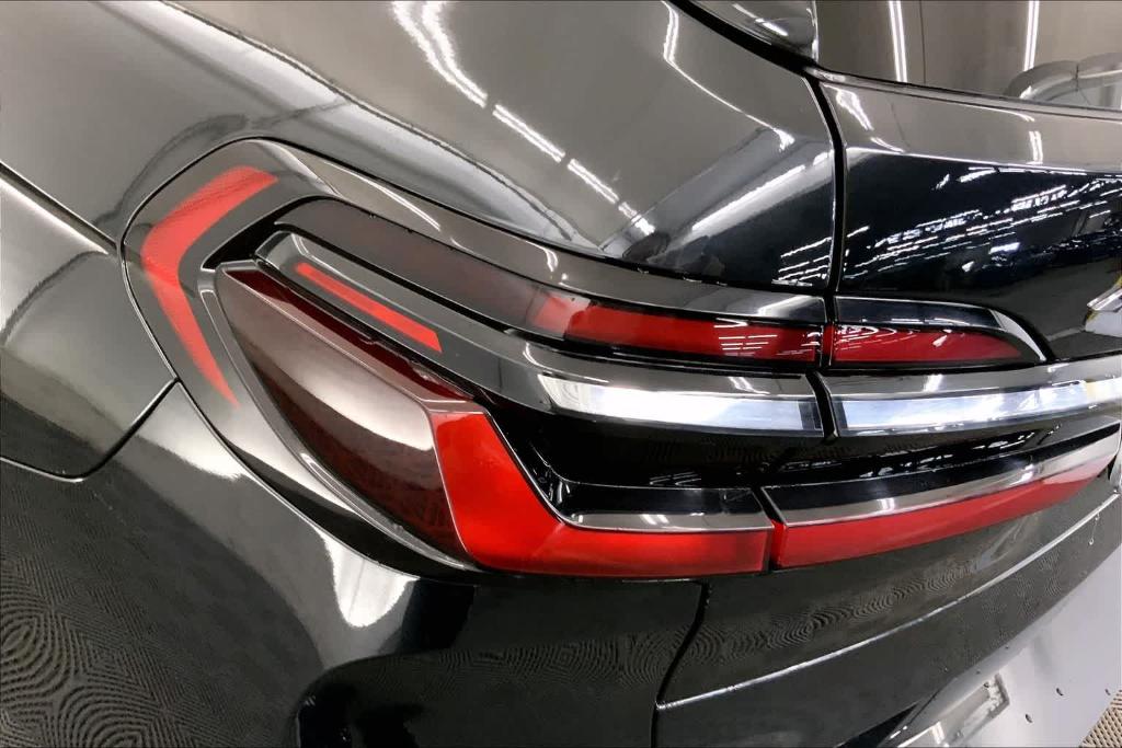 2024 BMW X7 XDRIVE40I — миниатюра 32