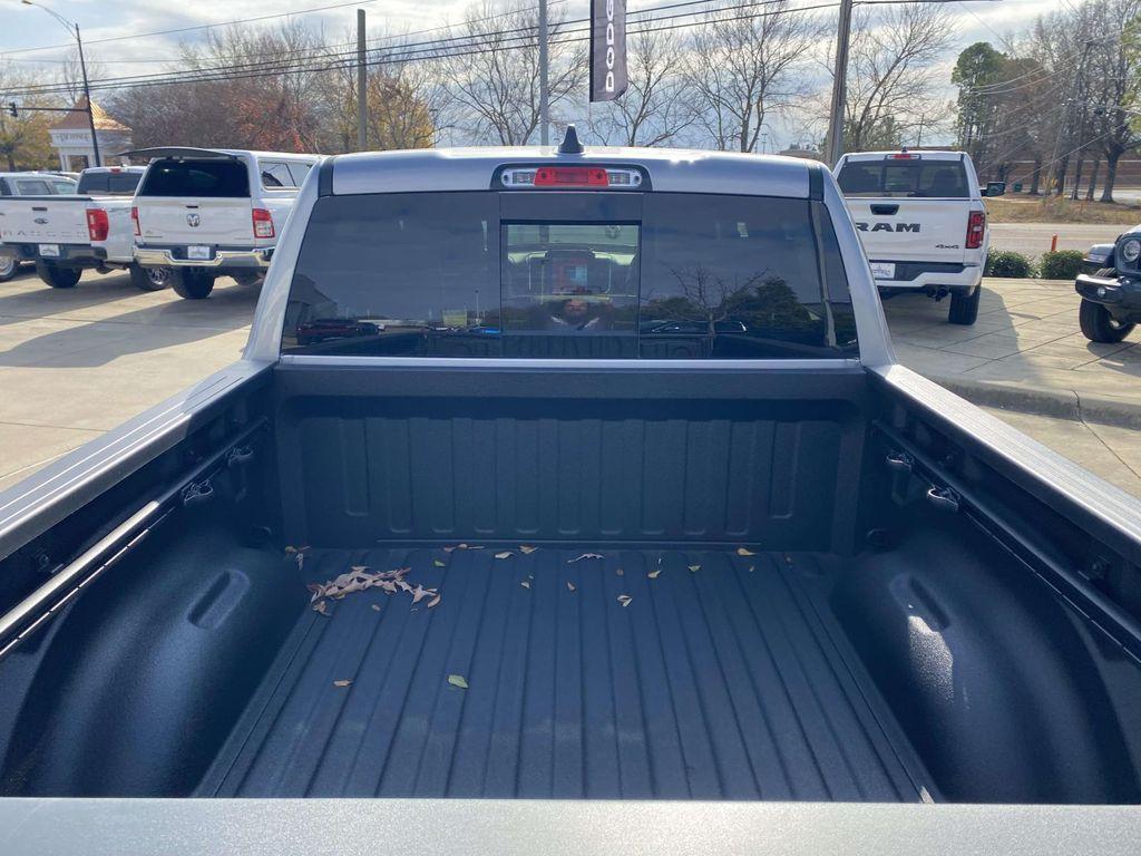 صورة 9 لـ 2026 RAM 1500 LARAMIE
