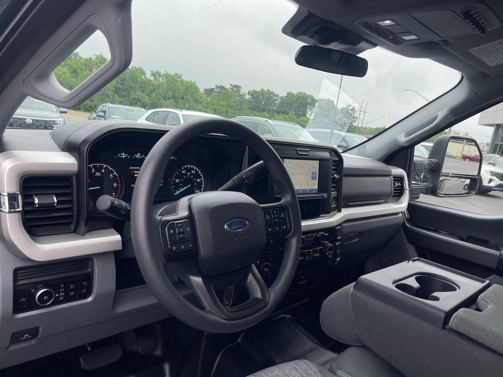 2026 FORD F-250 XLT — миниатюра 16