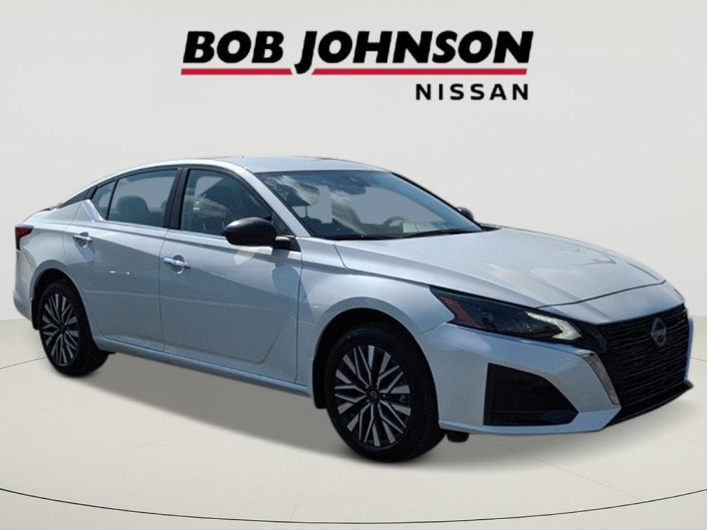 New 2026 Nissan Altima SV AWD