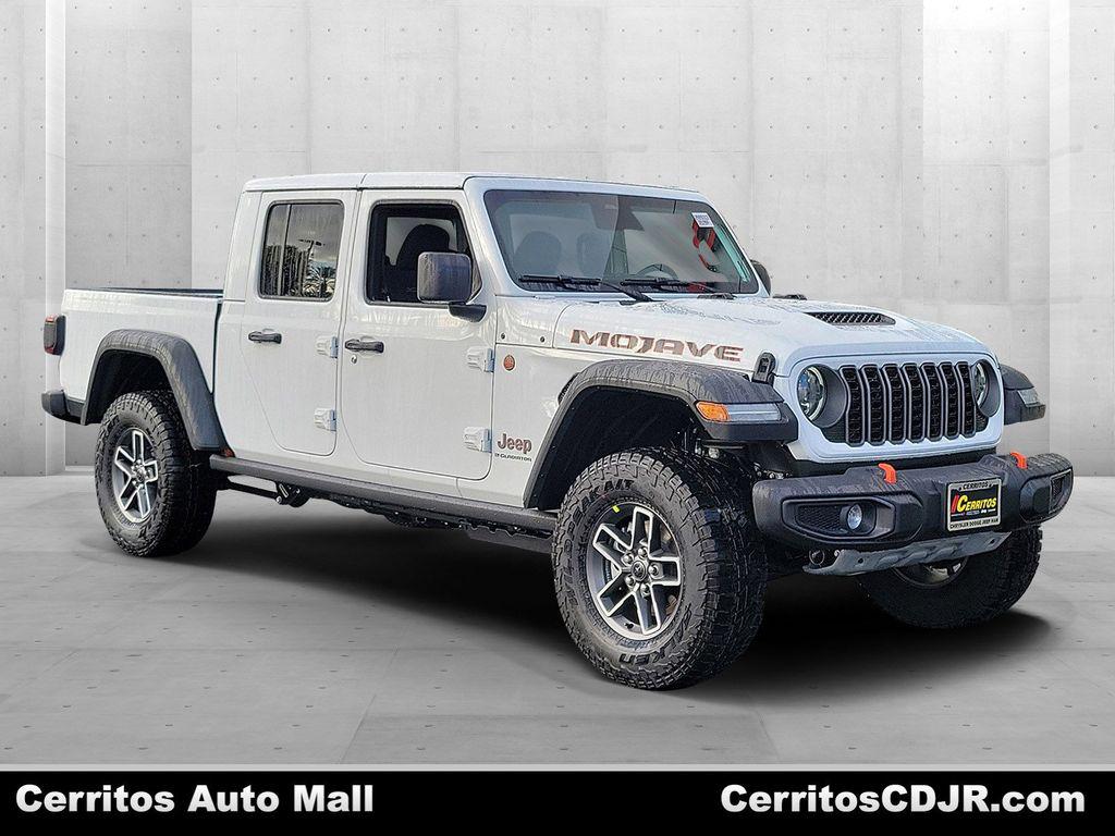 New 2026 Jeep Gladiator Mojave 4x4