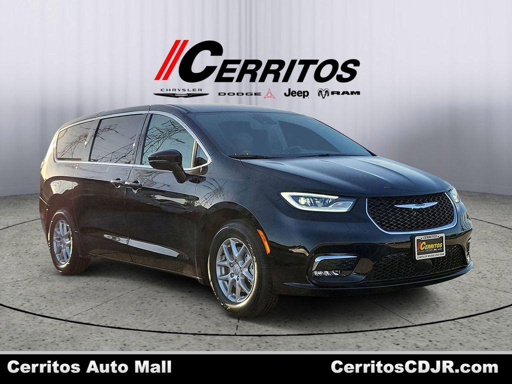 New 2026 Chrysler Pacifica L