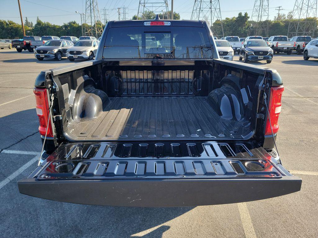 صورة مصغرة 16 لـ 2026 RAM 1500 BIG HORN/LONE STAR