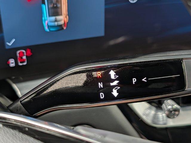 2024 Cadillac LYRIQ LUXURY — миниатюра 24