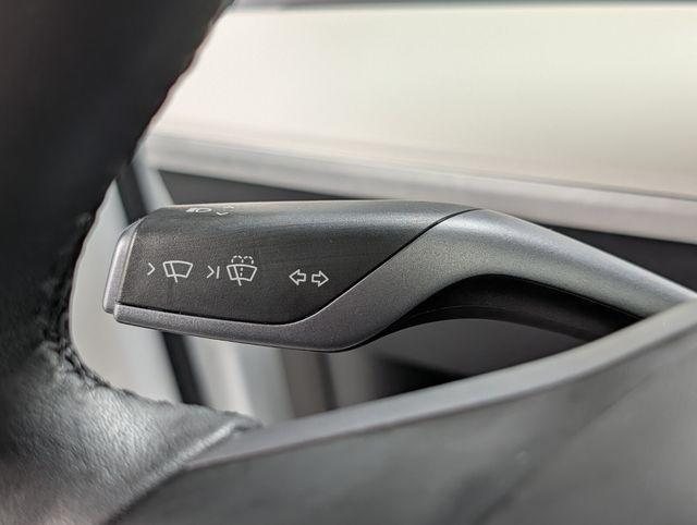 2023 Tesla MODEL Y LONG RANGE — миниатюра 18