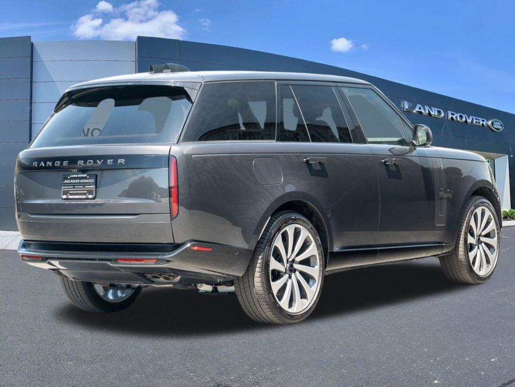 2026 LAND Rover RANGE ROVER P530 SE thumbnail 4