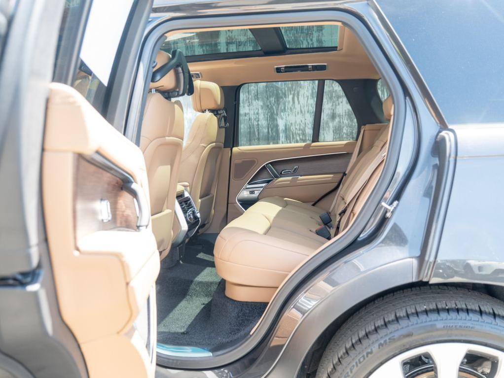 2026 LAND Rover RANGE ROVER P530 SE thumbnail 21