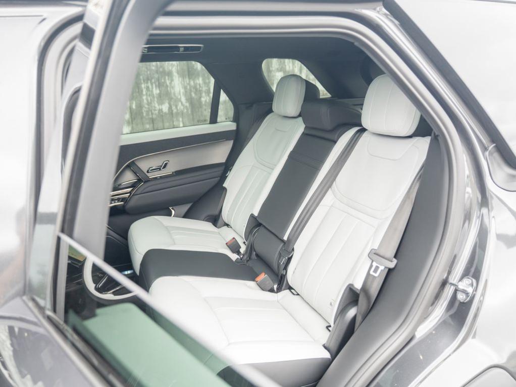 2026 LAND Rover RANGE ROVER SPORT P460E DYNAMIC SE — миниатюра 23