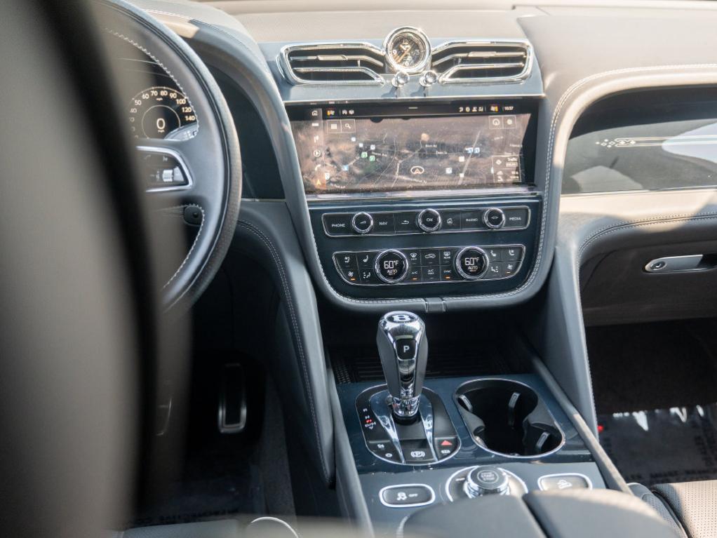 2024 Bentley BENTAYGA — миниатюра 23
