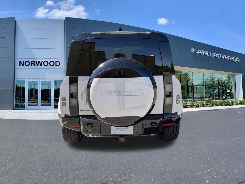 2026 LAND Rover DEFENDER P400 X-DYNAMIC SE — фото 7