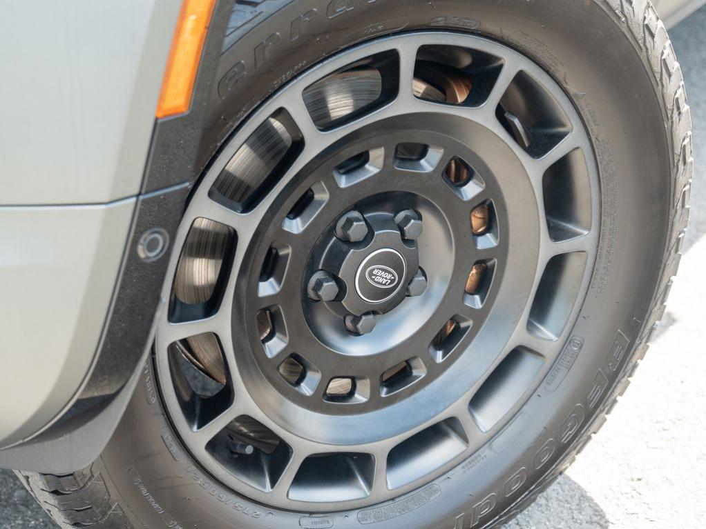 2025 LAND Rover DEFENDER OCTA 照片 9