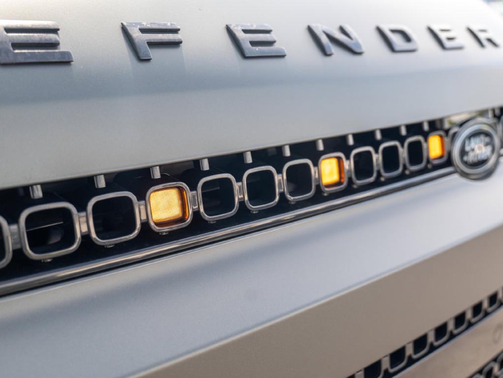 2025 LAND Rover DEFENDER OCTA 缩略图 15