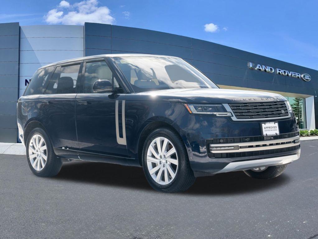 2023 LAND Rover RANGE ROVER P400 SE photo 3