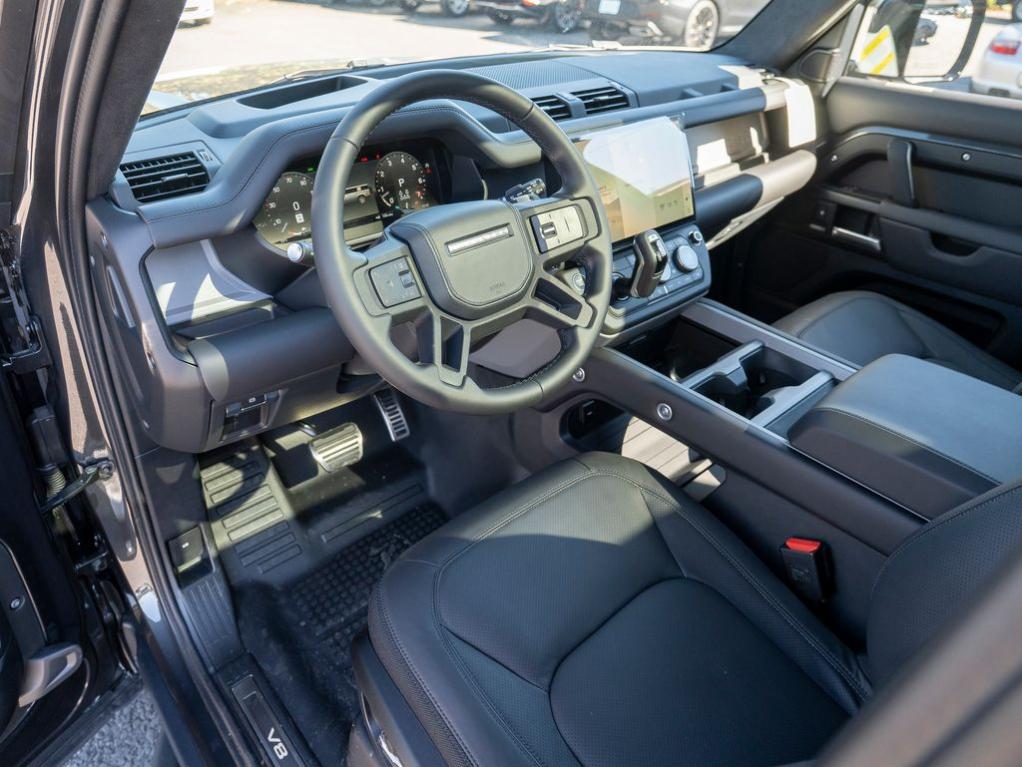 2026 LAND Rover DEFENDER P500 V8 — миниатюра 11