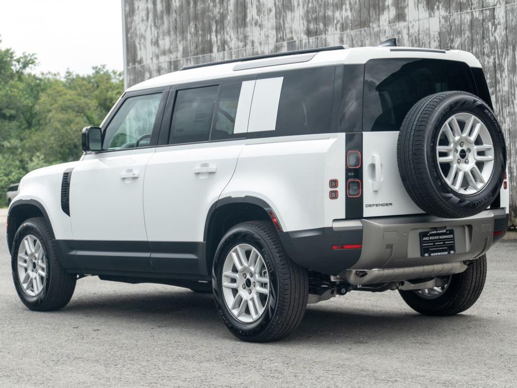 2026 LAND Rover DEFENDER P300 S — миниатюра 6