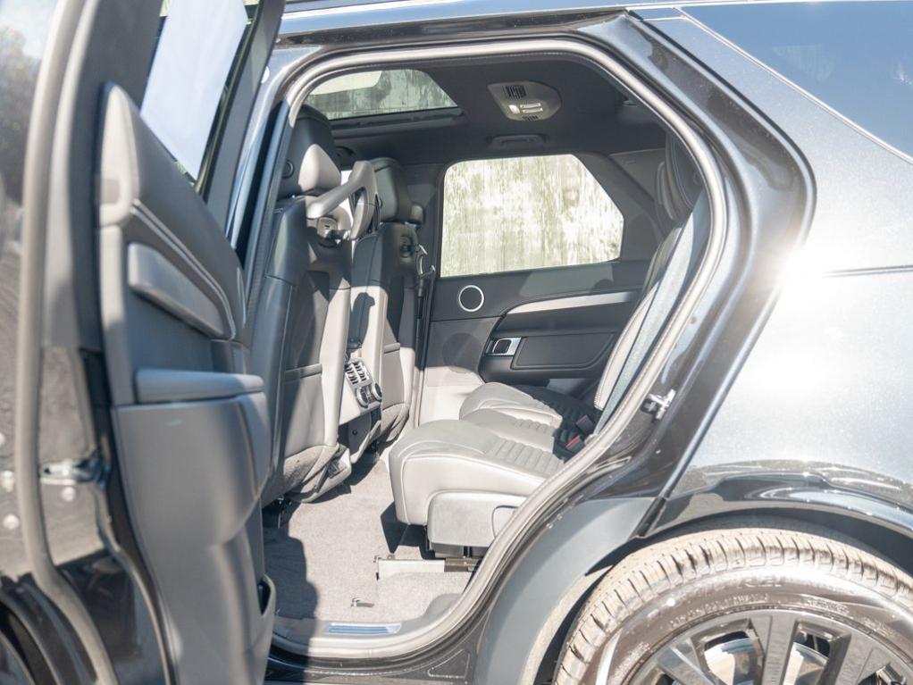 صورة مصغرة 17 لـ 2026 LAND Rover DISCOVERY DYNAMIC SE