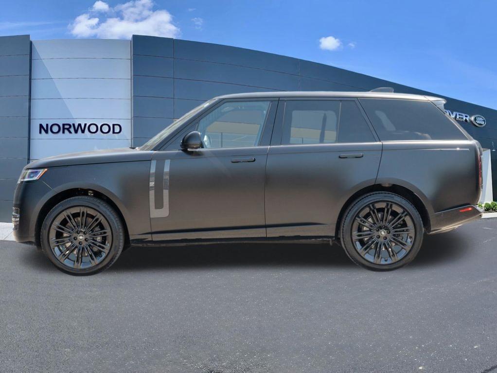 صورة 7 لـ 2025 LAND Rover RANGE ROVER P530 SE