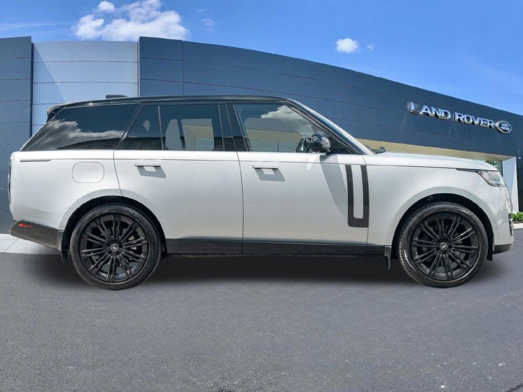 2024 LAND Rover RANGE ROVER P530 SE — фото 8