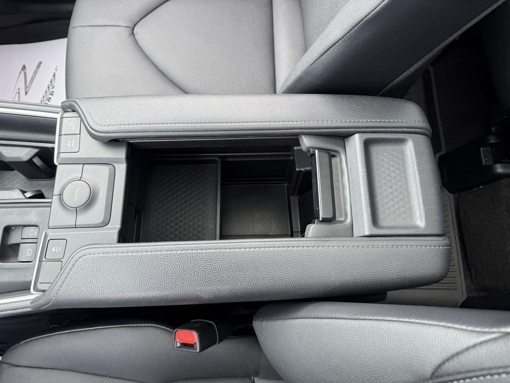 2024 Toyota GRAND HIGHLANDER HYBRID XLE 缩略图 19