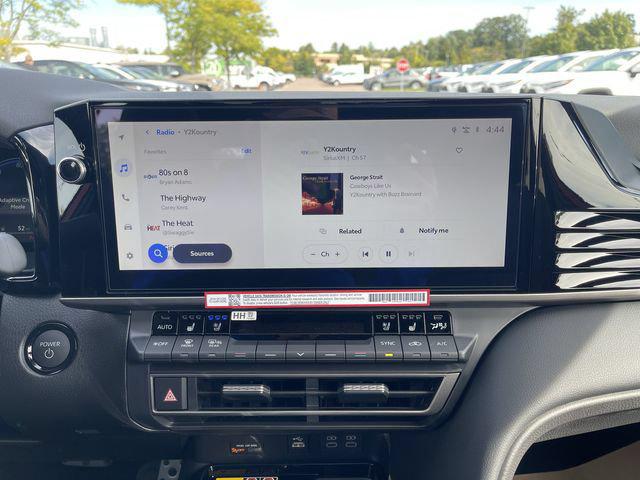 صورة مصغرة 17 لـ 2026 Toyota CAMRY XSE