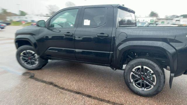 TOYOTA TACOMA - 4