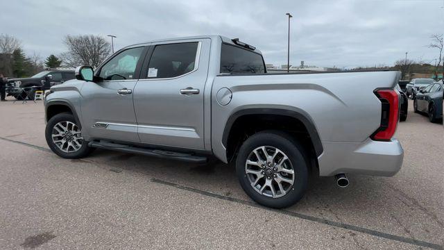 TOYOTA TUNDRA - 4