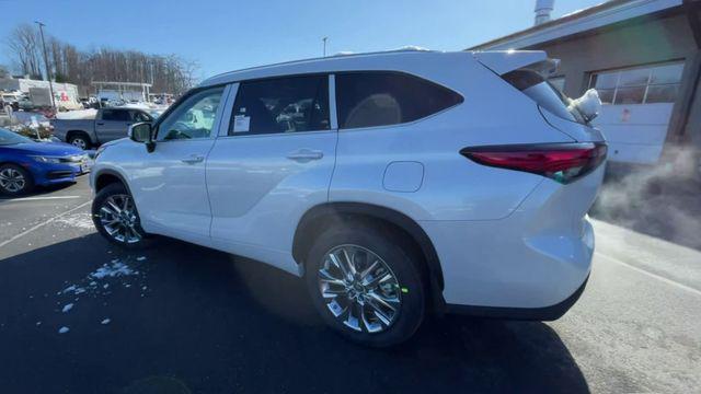 TOYOTA HIGHLANDER - 4