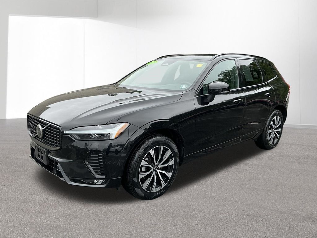صورة 7 لـ 2025 Volvo XC60 B5 CORE