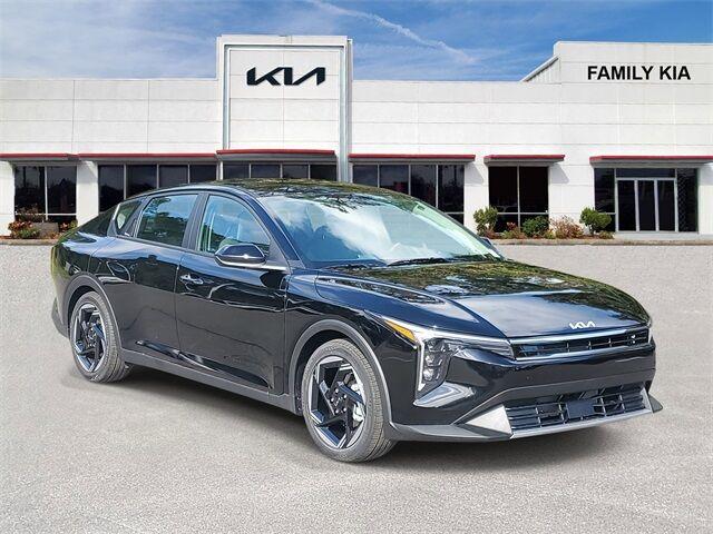 New 2025 Kia K4 EX