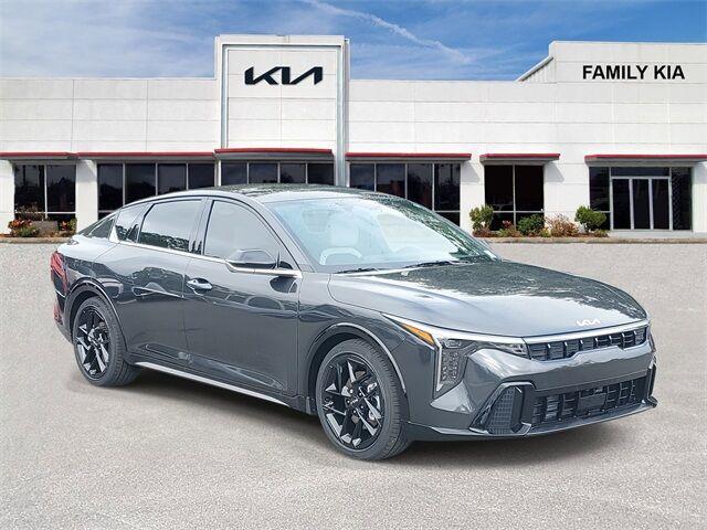 New 2025 Kia K4 GT-Line Turbo