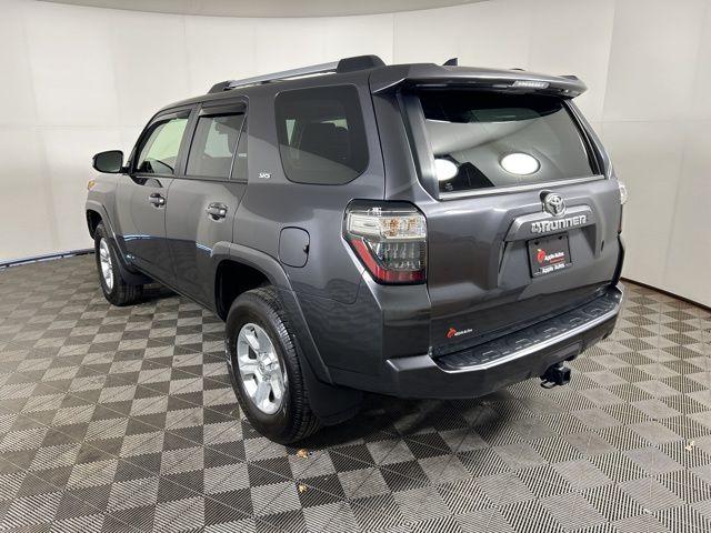 TOYOTA 4RUNNER - 4