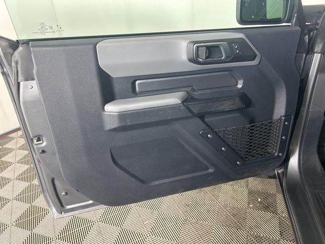 FORD BRONCO - 10