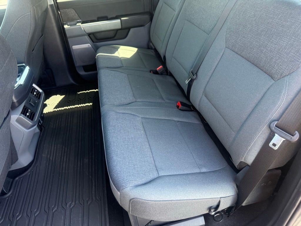صورة مصغرة 32 لـ 2025 FORD F-150 XLT