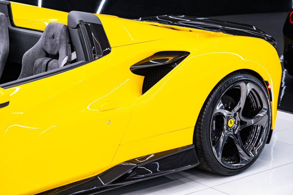 صورة مصغرة 15 لـ 2021 Ferrari F8 SPIDER BASE