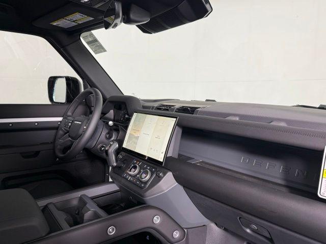 2026 LAND Rover DEFENDER P400 X-DYNAMIC SE 缩略图 16