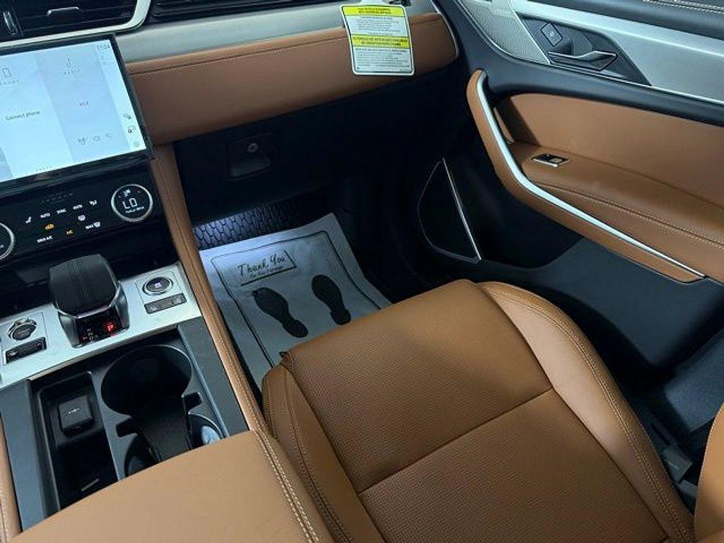 صورة مصغرة 23 لـ 2026 Jaguar F-PACE P400 R-DYNAMIC S