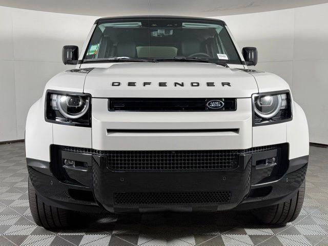 صورة 9 لـ 2026 LAND Rover DEFENDER P400 X-DYNAMIC SE