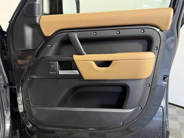 2026 LAND Rover DEFENDER P500 V8 — миниатюра 16