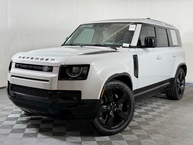 New 2026 Land Rover Defender P400 X-Dynamic SE