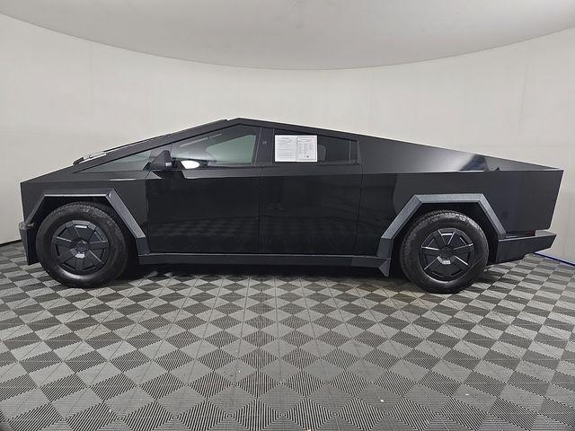 TESLA CYBERTRUCK BASE - 8