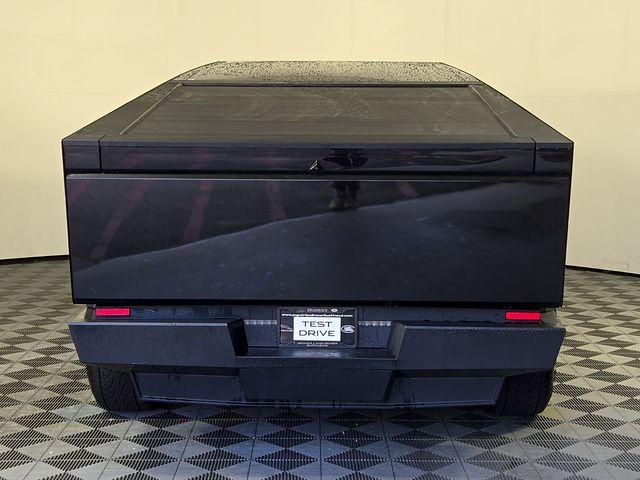 TESLA CYBERTRUCK BASE - 6