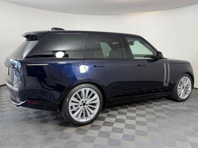 2026 LAND Rover RANGE ROVER P530 SE photo 8