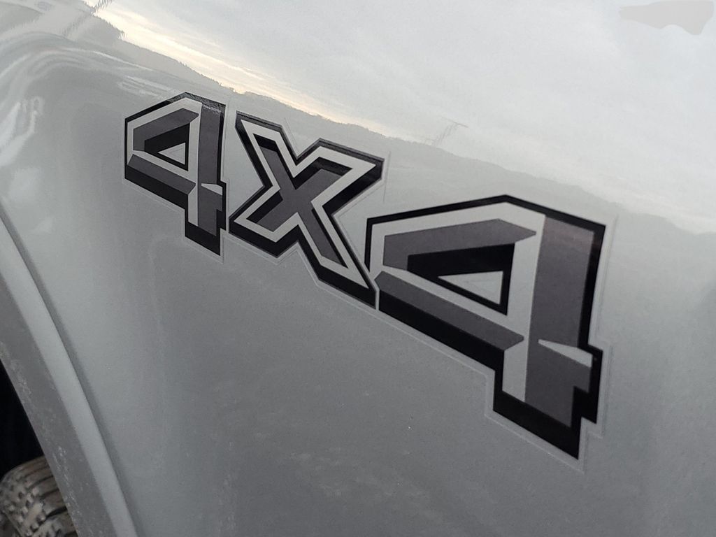 صورة مصغرة 31 لـ 2026 FORD F-150 XLT